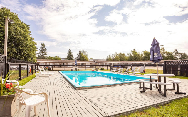 Canadas Best Value Inn & Suites Charlottetown