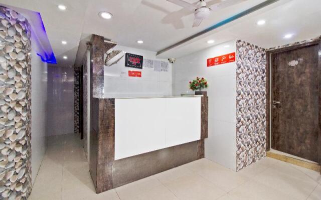 OYO 6312 Hotel Paris Residency