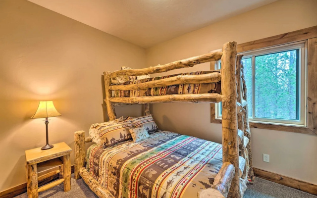 Outdoor Adventure Hub ~ 20 Miles to Yellowstone!
