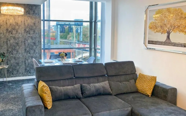 Luxury Apartment Canal View Castlefield - Parking