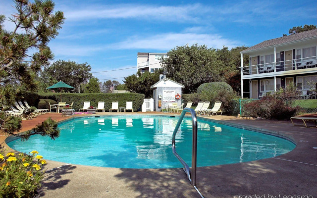 Seaglass Inn & Spa