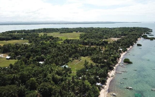 Nichos Island Resort