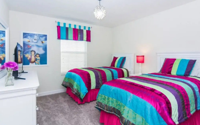 Amazing Townhome with private pool SL3054