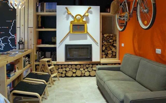 Albergue Milladoiro - Hostel