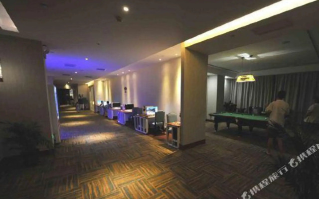 Tian Yi Zang Run Hotel