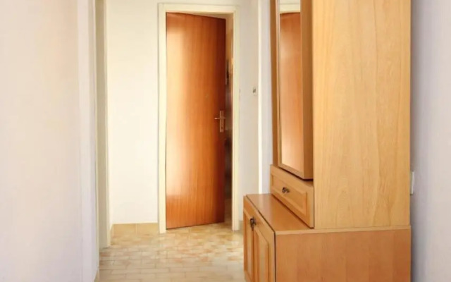 Apartments with WiFi Vis - 8435
