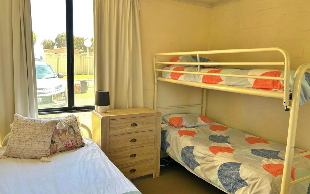 Riverview Holiday Apartment 92 - Kalbarri, WA