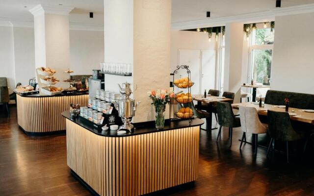 Hotel Crystal