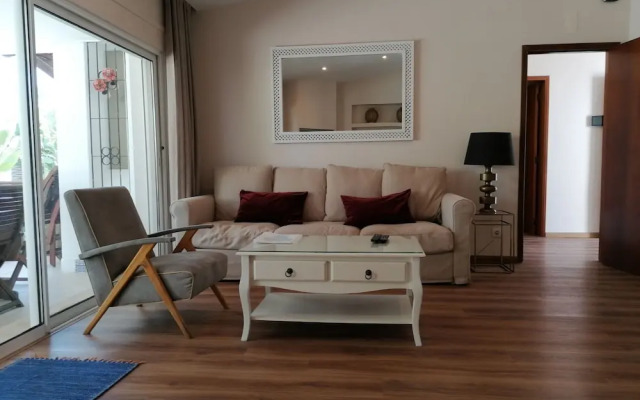 Villa 15,great Spot Ourabeach, Albufeira