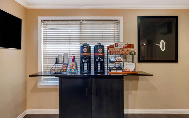 Extended Stay America Suites Los Angeles Monrovia