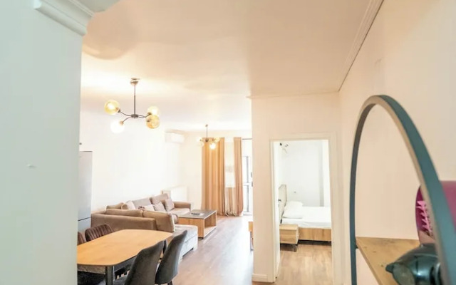 Tirent Apartment Komuna Parisit 2