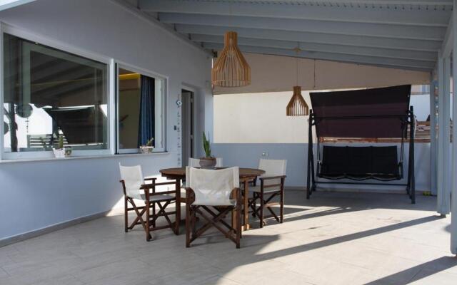 Kyma Seafront Suite by Estia