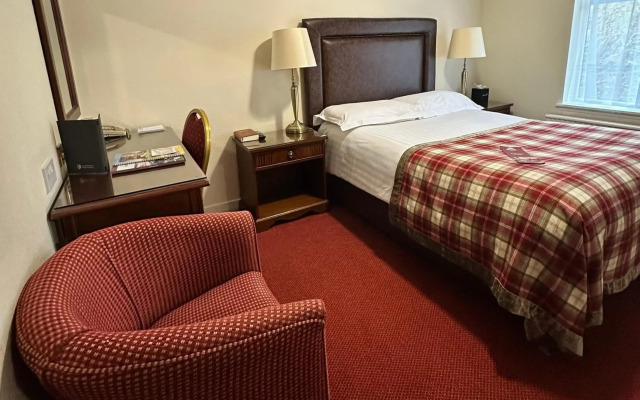 Macdonald Norwood Hall Hotel
