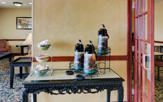 Quality Inn And Suites Wichita