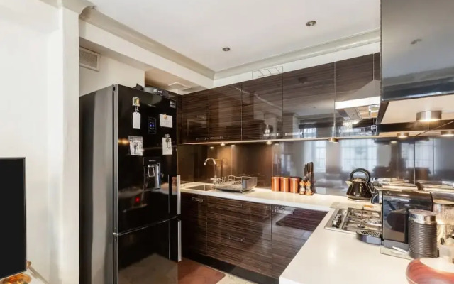 Beautiful 2bed Apt W/garden in Kensington