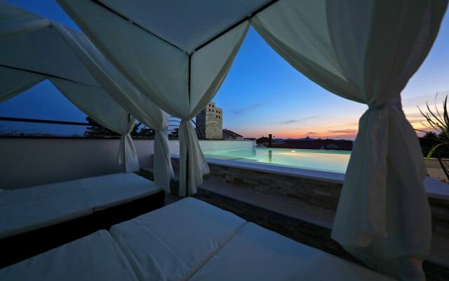 Rooftop pool & terrace - Villa Bellavista