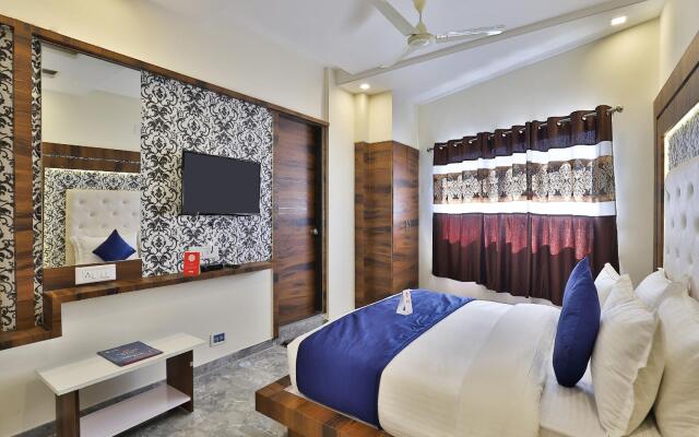 OYO 11067 Hotel Swastik Inn