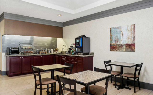 Best Western Swan Castle Inn