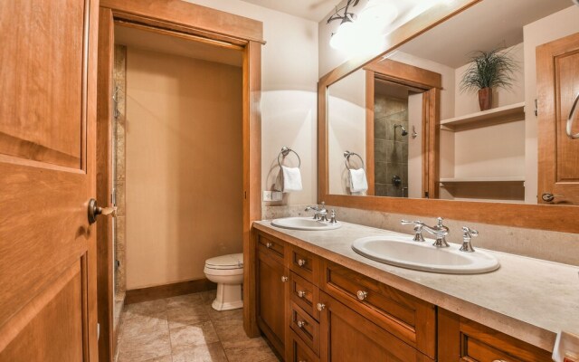 Lone Eagle 3001 by SummitCove Vacation Lodging