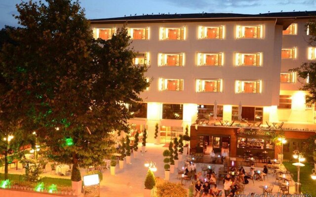 Crowne Plaza Istanbul- Hagia Sophia