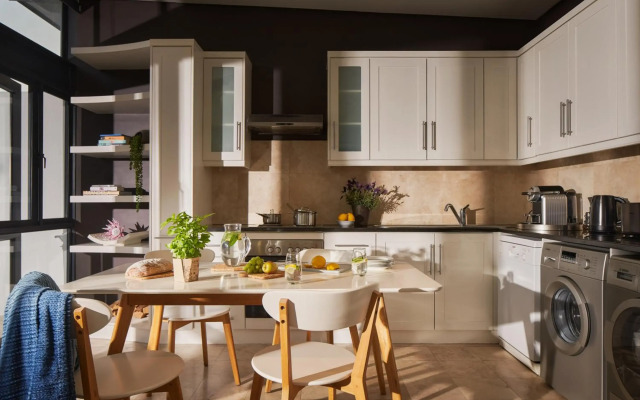 Eikehoff Apartment by Raw Africa Collection