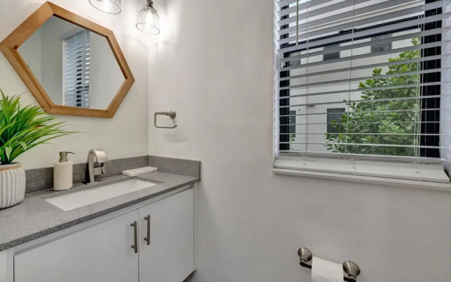 Townhome-10 mins to FTL Beach & Downtown