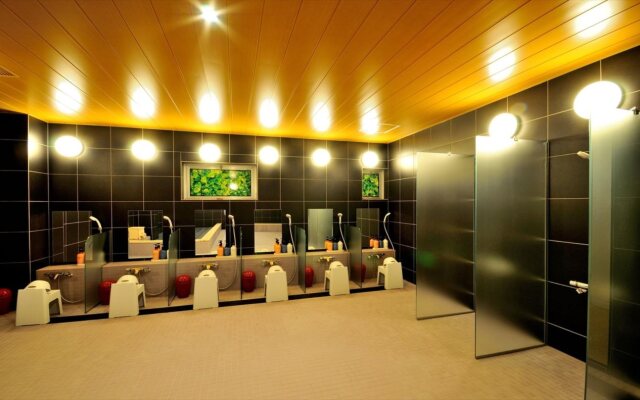 Capsule Plus Yokohama Sauna & Capsule