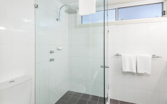 Warners Bay Apartments