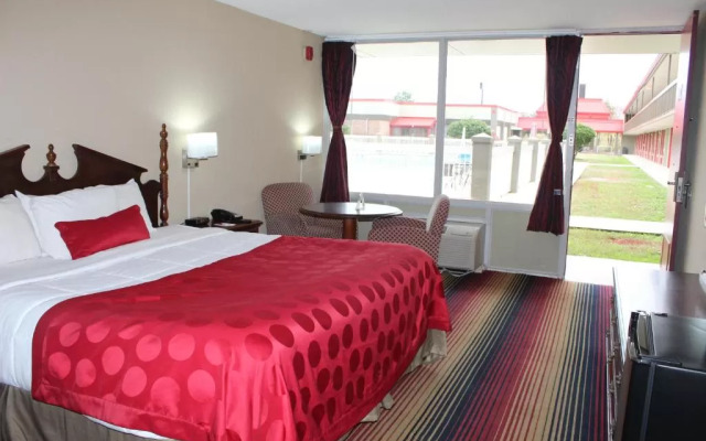 Days Inn by Wyndham Perry Near Fairgrounds