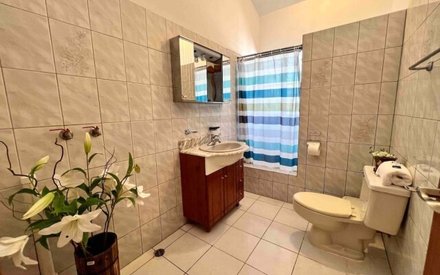 Casati Family House, Great Pool & Garden!