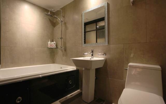 Jongno Hotel Helloinn