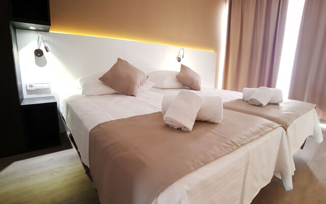 Planet One Hotel