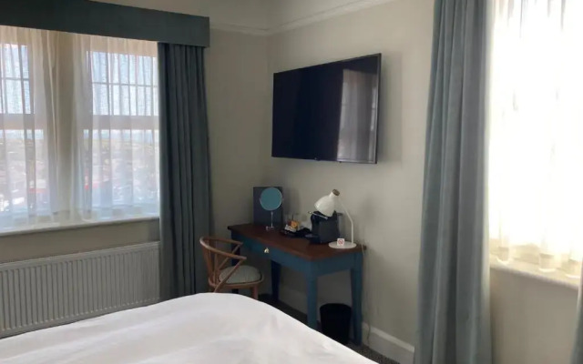 Downs Hotel