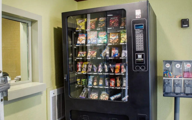 Quality Inn Merriam - Kansas City