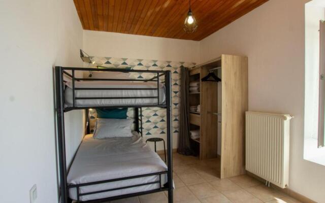 Gîte Calviac-en-Périgord, 3 pièces, 4 personnes - FR-1-616-193