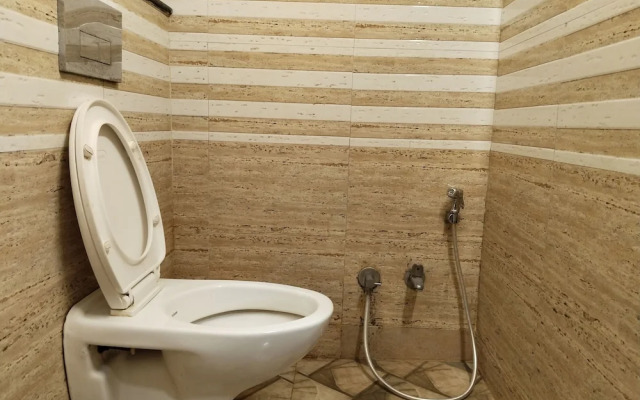 Hotel Ten Eleven Grand