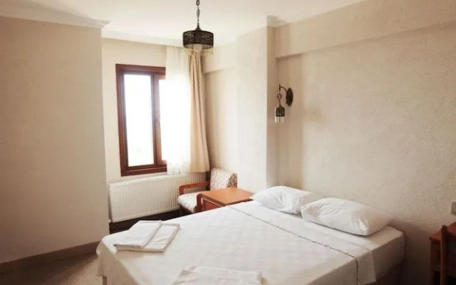 Karasu Hotel