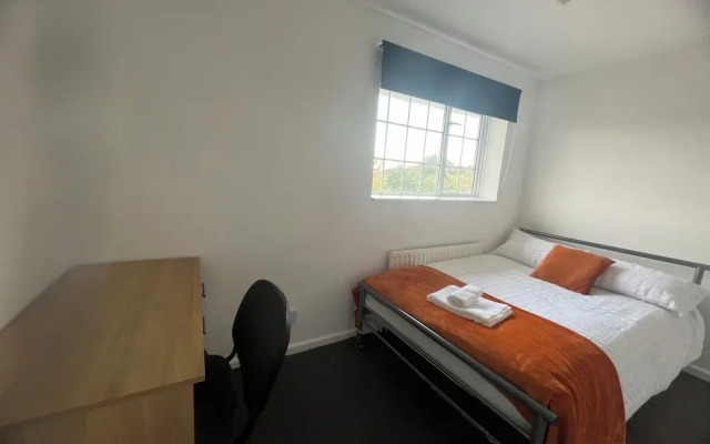 The Coral Guest House Winchester