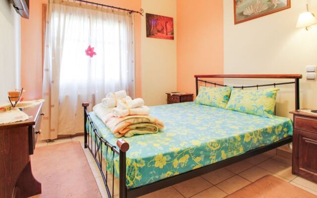 Alluring Holiday Home in Stournareika With Balcony