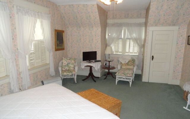 Victorian Inn B&B