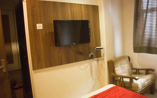 OYO 7154 Hotel Highland Residency