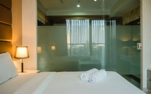 Luxurious 1BR At Dago Suites Apartment