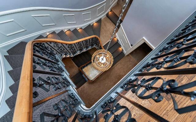 Stratford House - Luxury 4 Bed Townhouse