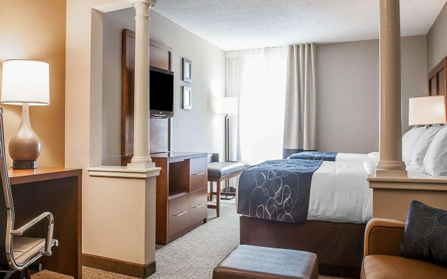Comfort Suites West Warwick - Providence