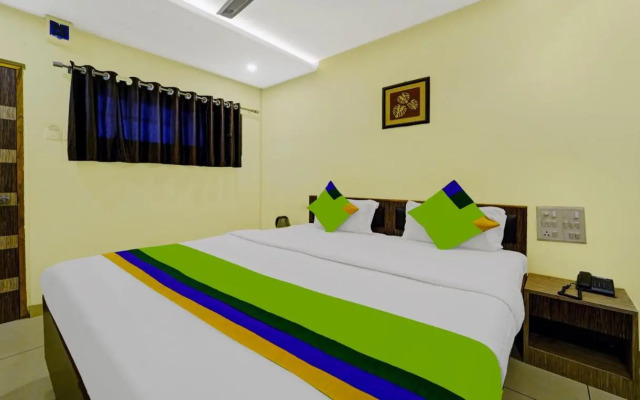 Treebo Surya Comforts, 200 Mtrs From Kolhapur Railway Station
