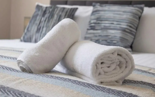 Host Stay Devonshire Place Apartment