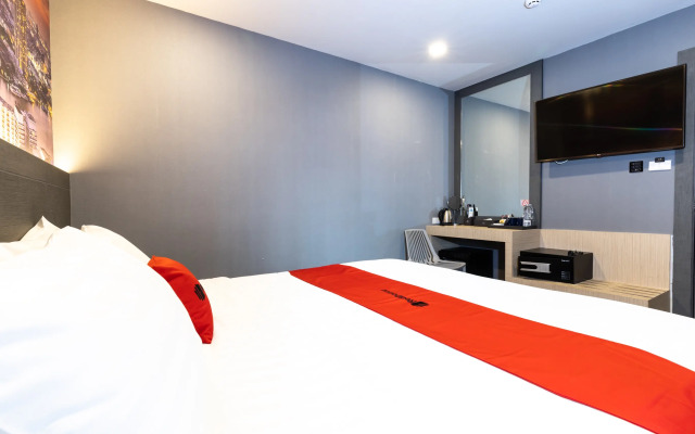 Hyde Park Hotel Bangkok