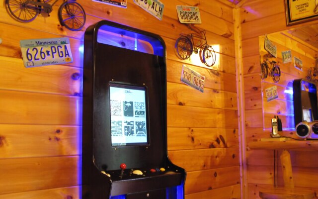 Makin Memories - Two Bedroom Cabin