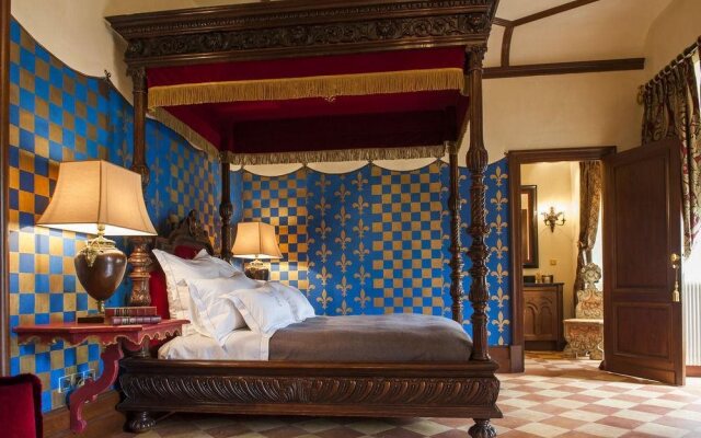 Château La Tour Carnet - B.Magrez Luxury Wine Experience