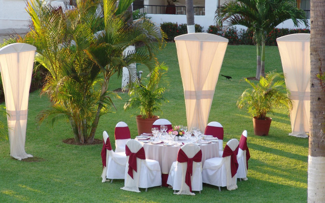 Crown Paradise Club Puerto Vallarta All Inclusive